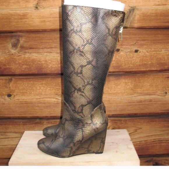 NWB  Snake Print Leather wedge Boots - Picture 1 of 8